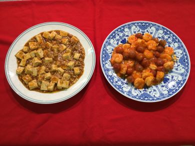 麻婆豆腐(マーボ豆腐)　蕃茄蝦仁(海老とトマトの甘酢あん)