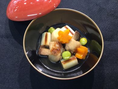 鶏の手羽射込み煮