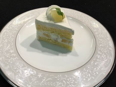 桃のショートケーキ