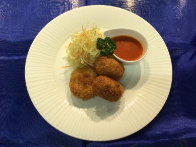コロッケ トマトソース